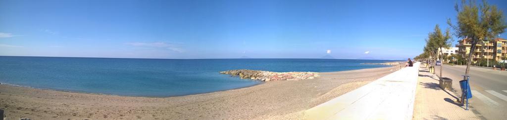 Appartamenti Vacanze Mareemare Capo dʼOrlando Dış mekan fotoğraf