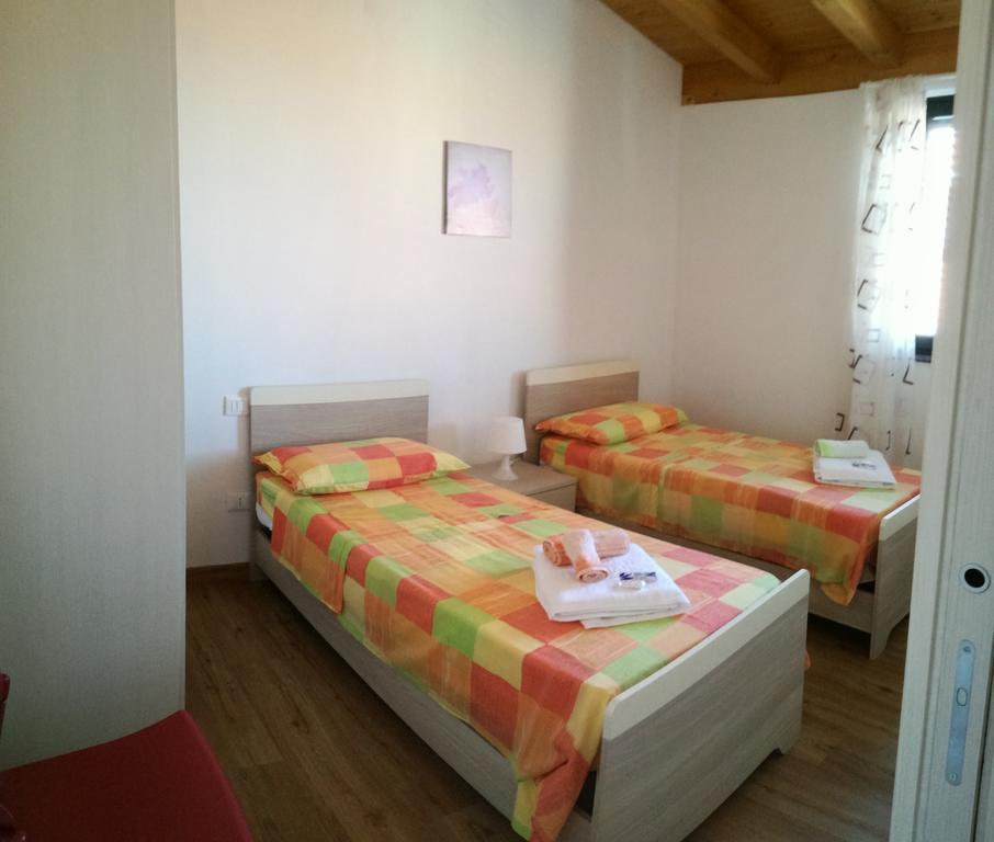 Appartamenti Vacanze Mareemare Capo dʼOrlando Dış mekan fotoğraf