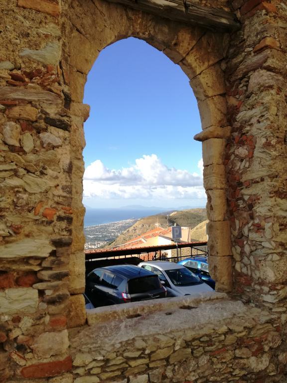 Appartamenti Vacanze Mareemare Capo dʼOrlando Dış mekan fotoğraf