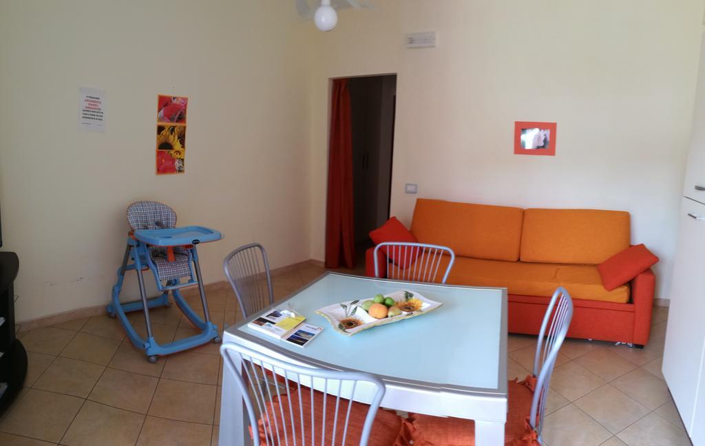 Appartamenti Vacanze Mareemare Capo dʼOrlando Dış mekan fotoğraf