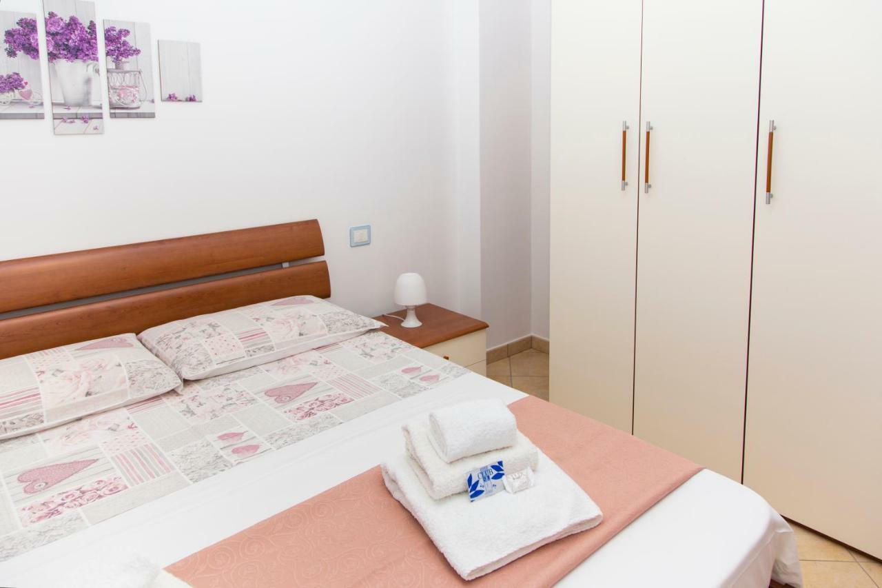 Appartamenti Vacanze Mareemare Capo dʼOrlando Dış mekan fotoğraf