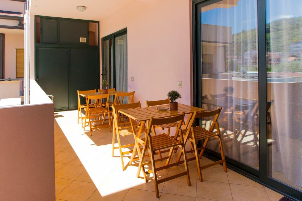 Appartamenti Vacanze Mareemare Capo dʼOrlando Dış mekan fotoğraf